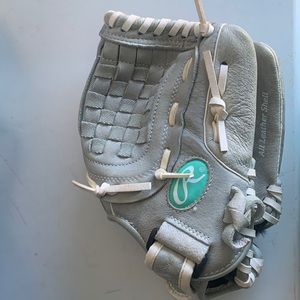 11 1/2 in  rawlings softball glove